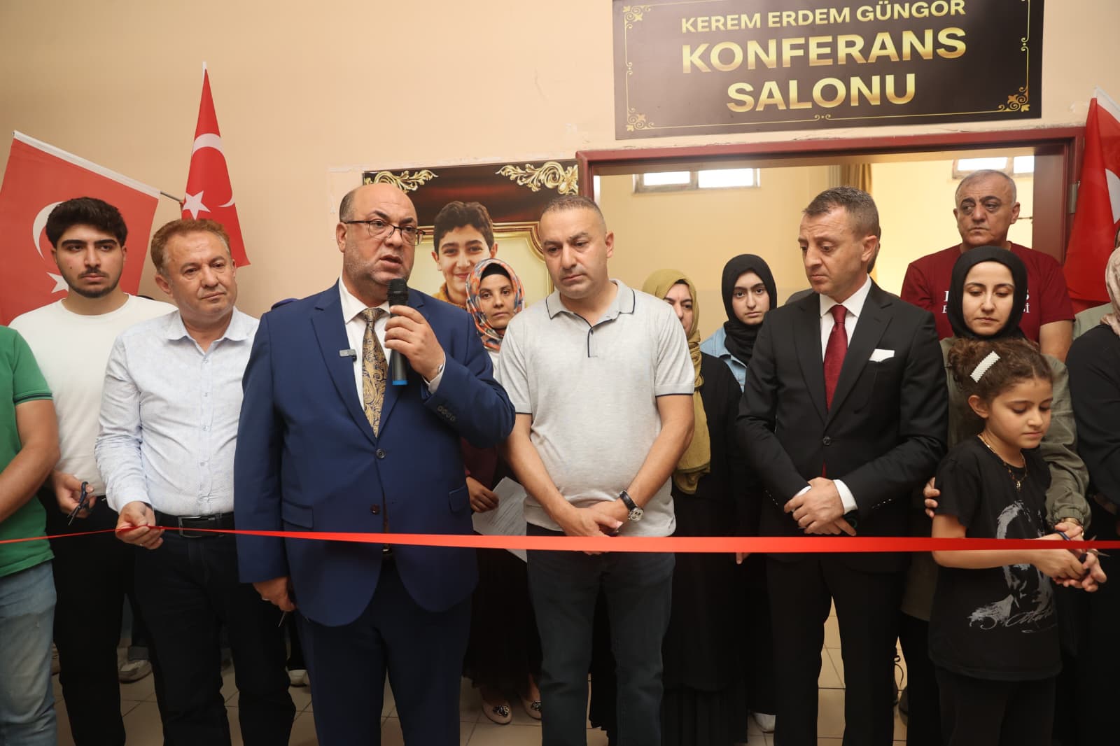 1-10 DULKADİROĞLU BELEDİYESİNDEN ŞEHİT KEREM ERDEM GÜNGÖR’ÜN HATIRASINA ANLAMLI ESER