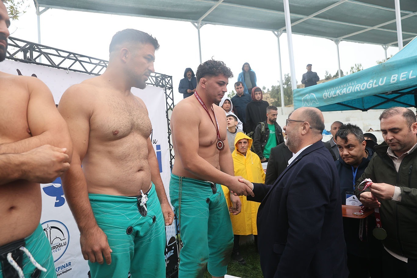3-7 23. GELENEKSEL DEREKÖY KARAKUCAK VE ŞALVAR GÜREŞ FESTİVALİ İÇİN GERİ SAYIM BAŞLADI