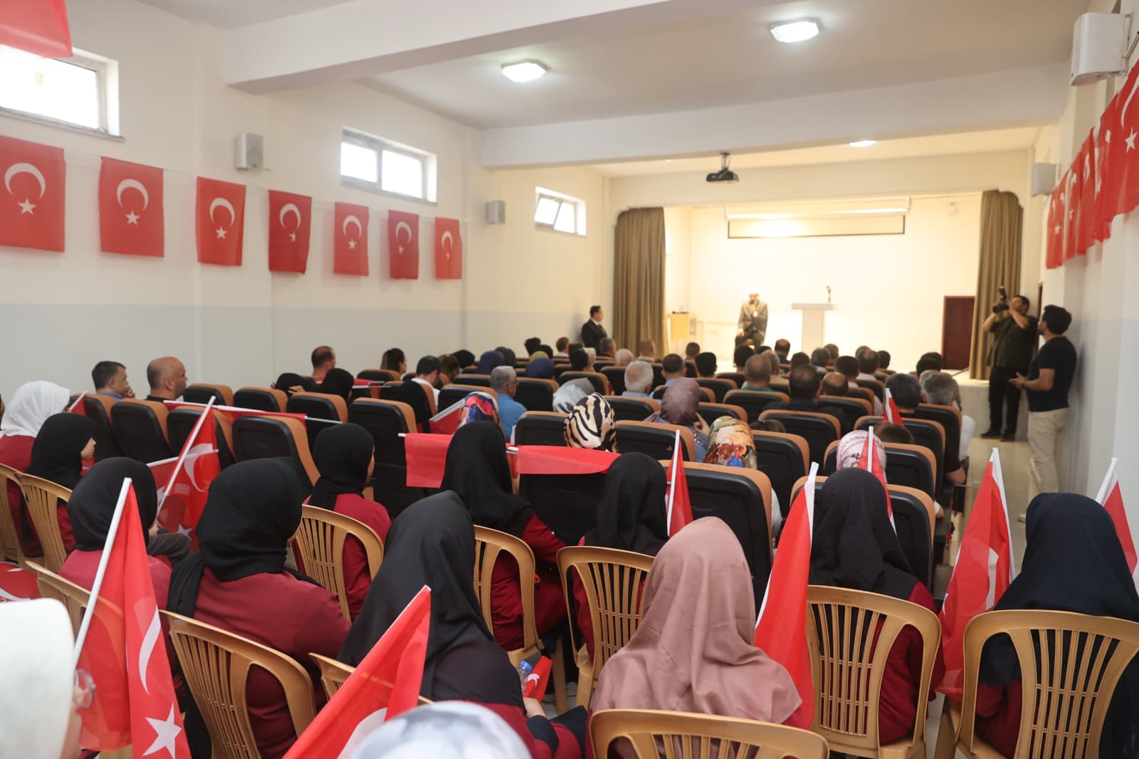 4-7 DULKADİROĞLU BELEDİYESİNDEN ŞEHİT KEREM ERDEM GÜNGÖR’ÜN HATIRASINA ANLAMLI ESER