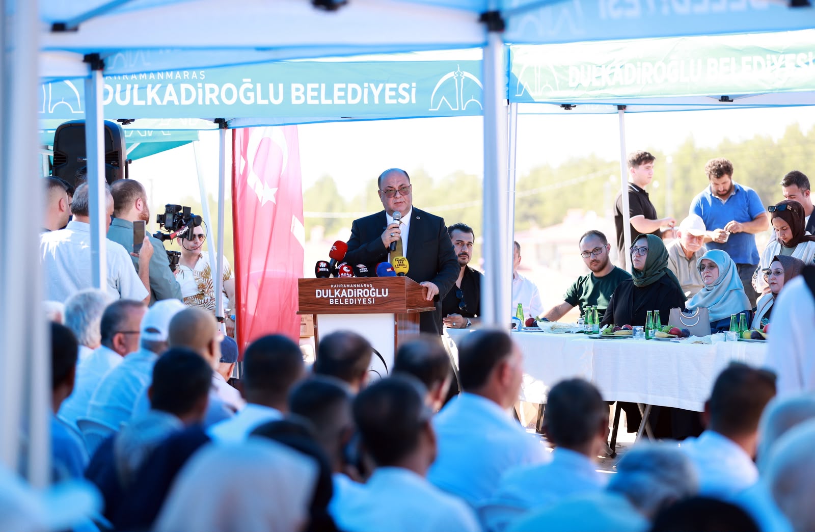 7-1 "YÜZ YÜZE, 100. MAHALLEDE" BULUŞMASI GÜZELYURT MAHALLESİ'NDE GERÇEKLEŞTİRİLDİ