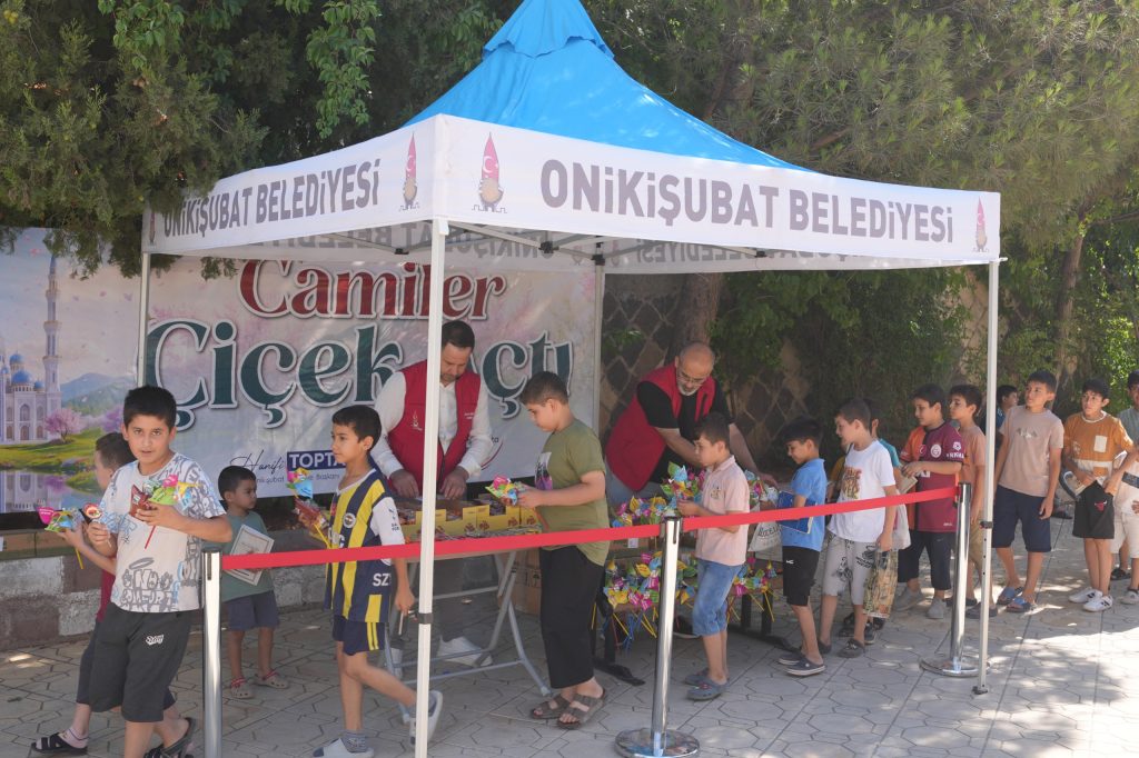 WhatsApp-Image-2026-07-20-at-11.56.16-1-1024x682 Onikişubat Belediyesi’nden Yaz Kur’an Kurslarına ‘Camiler Çiçek Açtı’ ile anlamlı destek