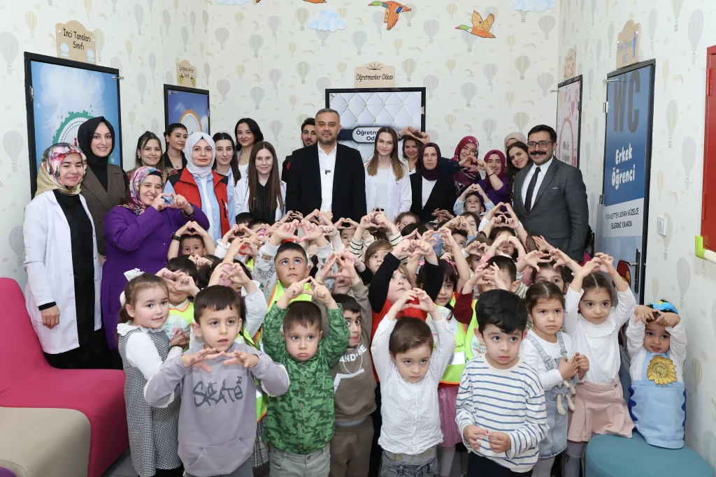 2-1024x683 Onikişubat Belediyesi’nin Gündüz Bakımevi’nde yeni dönemin ön kayıtları başladı