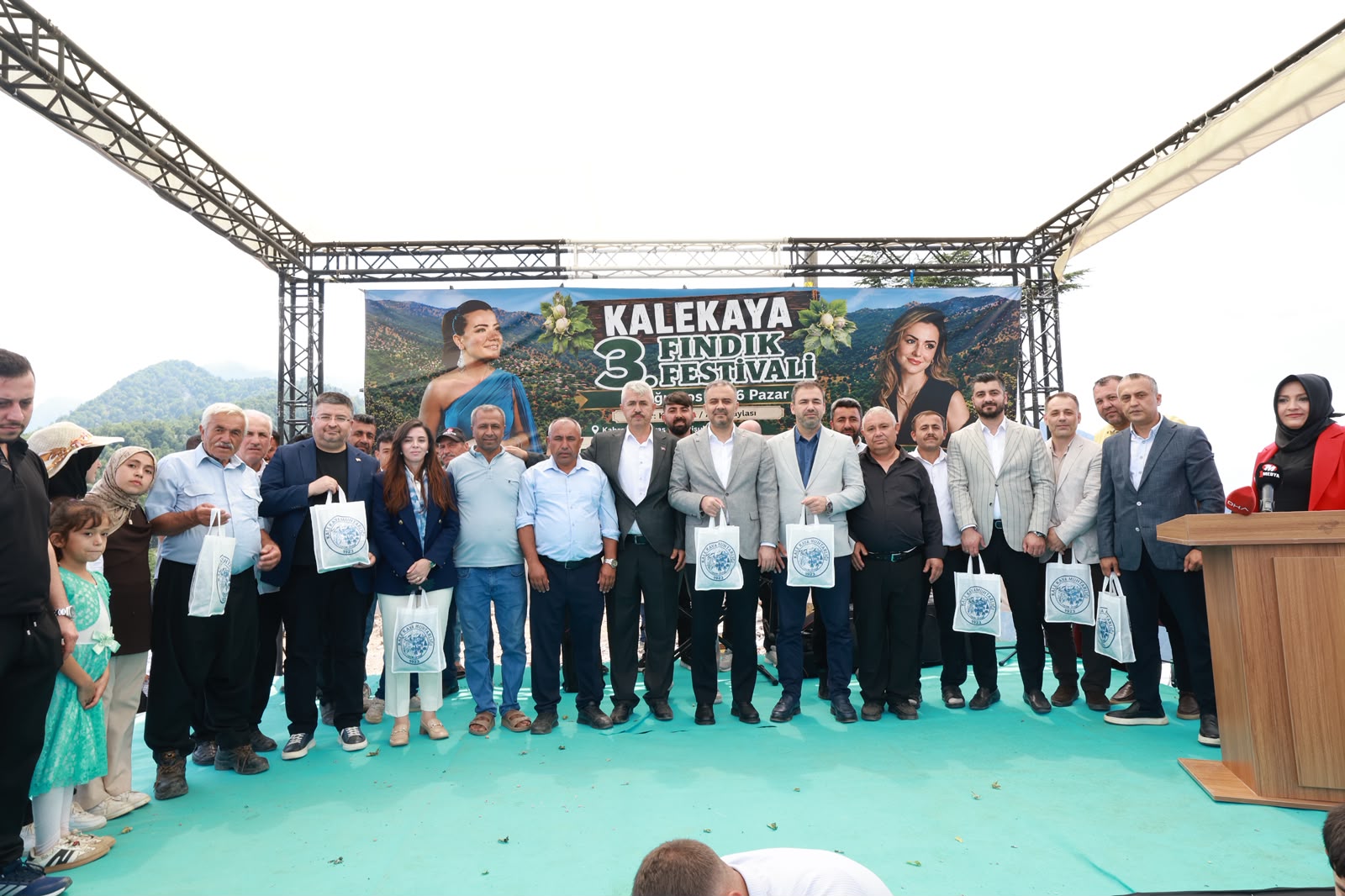 7-1 Başkan Toptaş, Kahramanmaraş’ın Karadeniz’i Kalekaya’da Fındık Festivali’ne katıldı
